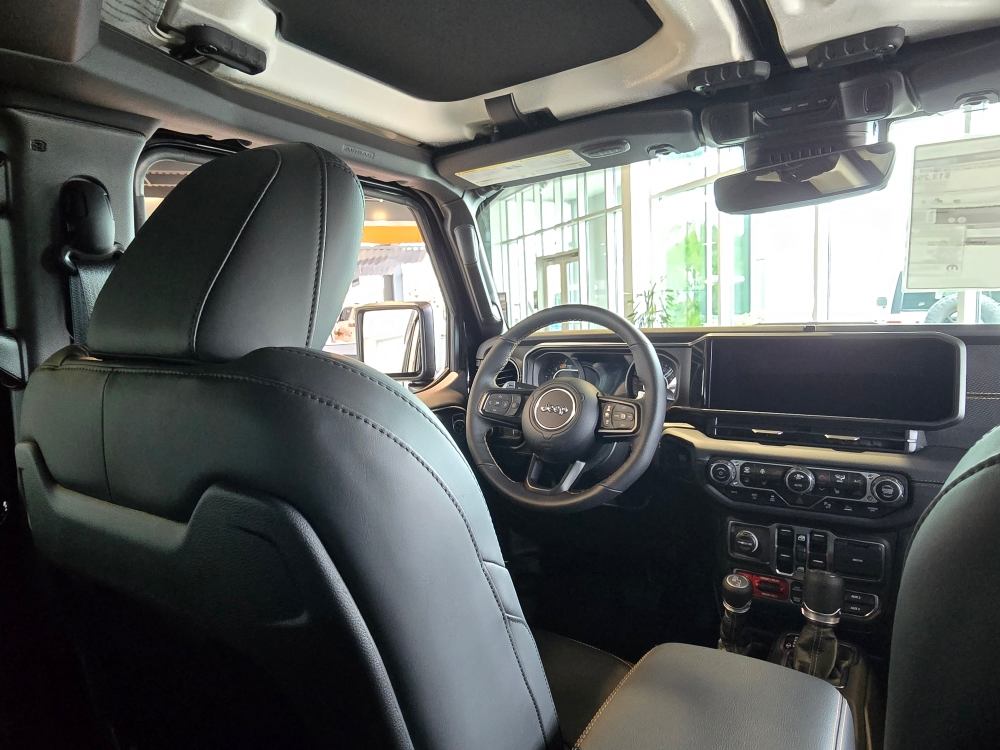 Thumbnail: 2025 Jeep Wrangler - 2