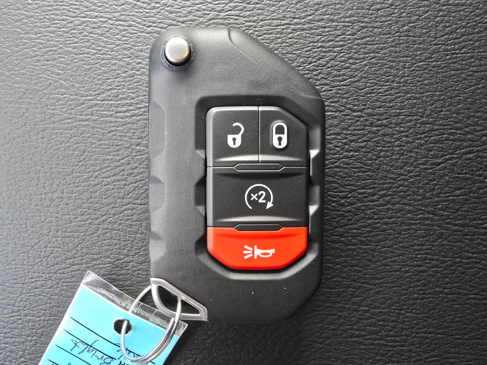 Thumbnail: 2025 Jeep Wrangler - 15