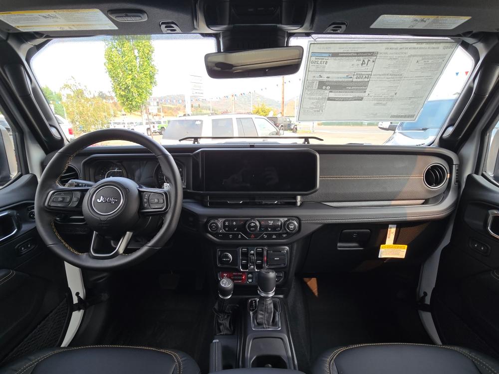 Thumbnail: 2025 Jeep Wrangler - 11