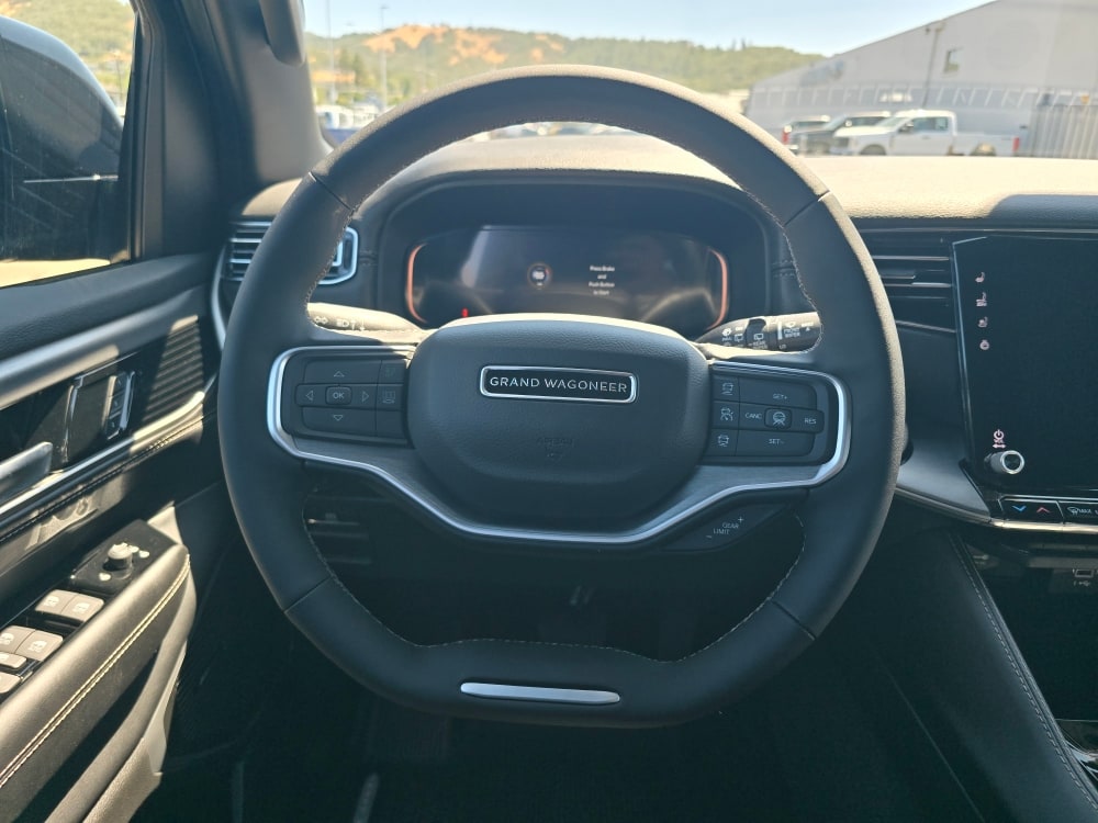 Thumbnail: 2026 Jeep Grand Wagoneer - 8