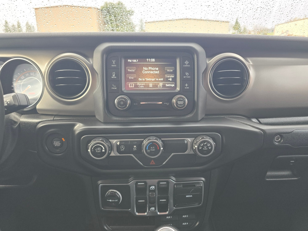 Thumbnail: 2020 Jeep Gladiator - 13