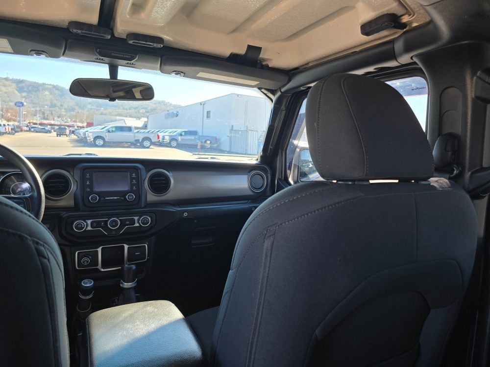 Thumbnail: 2020 Jeep Gladiator - 9