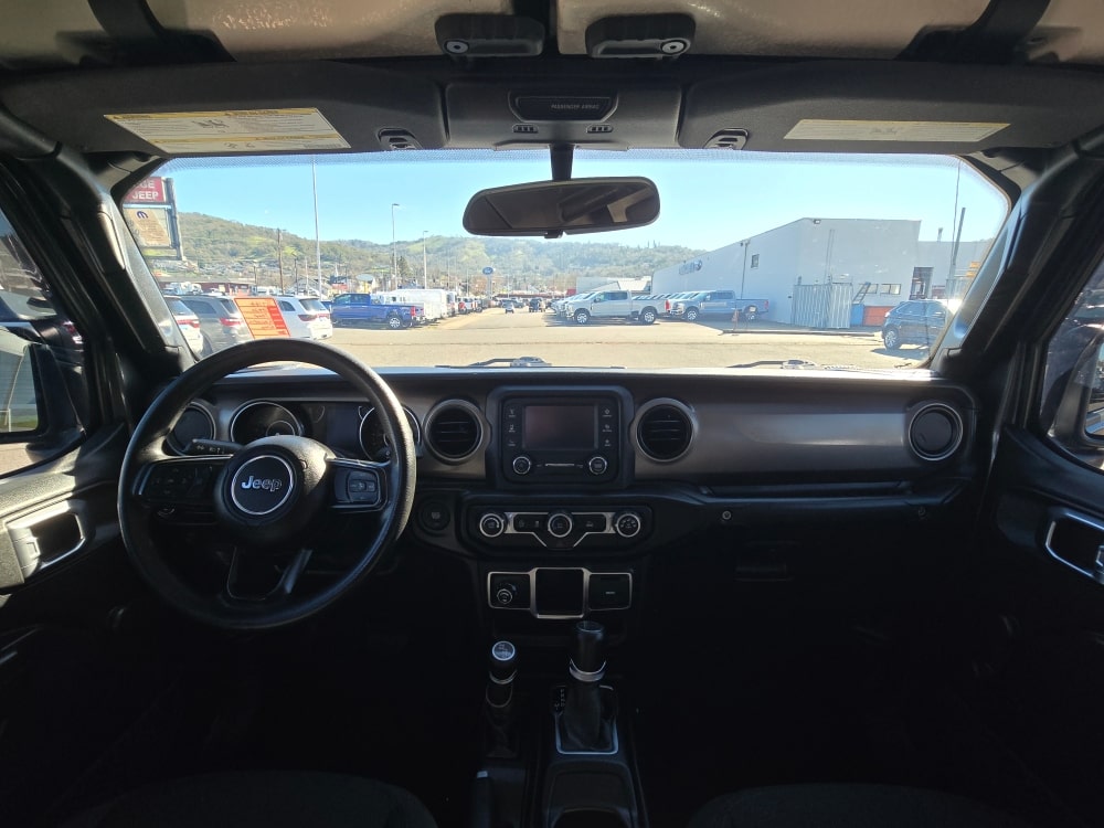 Thumbnail: 2020 Jeep Gladiator - 12