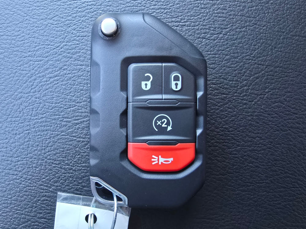 Thumbnail: 2025 Jeep Gladiator - 16