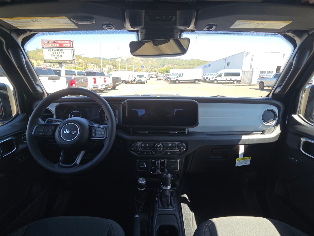 Thumbnail: 2025 Jeep Gladiator - 11