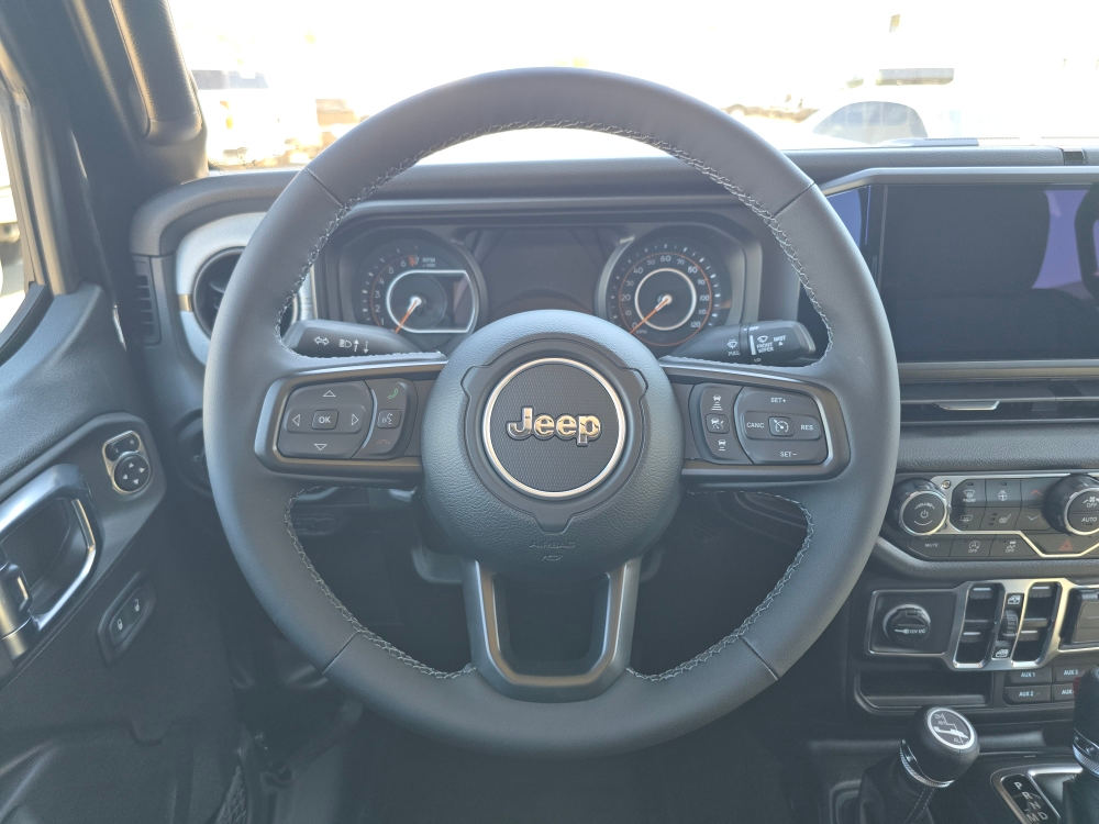 Thumbnail: 2025 Jeep Gladiator - 7