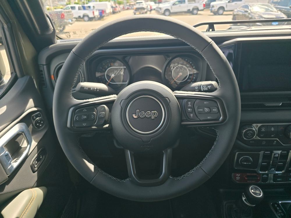 Thumbnail: 2026 Jeep Gladiator - 7