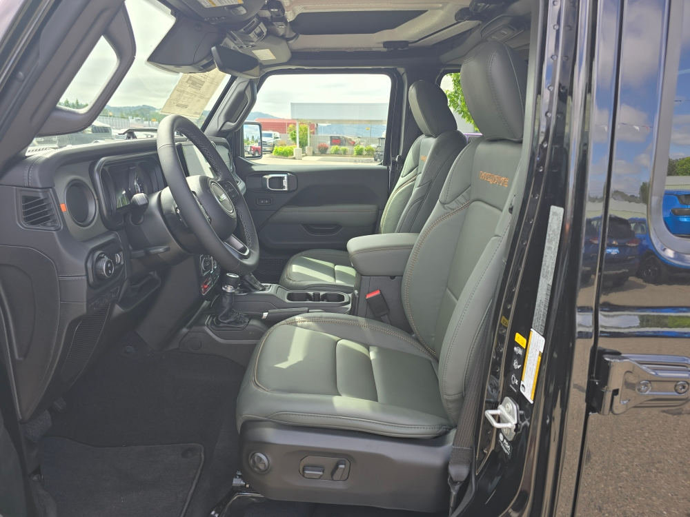 Thumbnail: 2026 Jeep Gladiator - 8