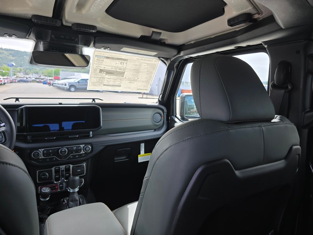 Thumbnail: 2026 Jeep Gladiator - 9