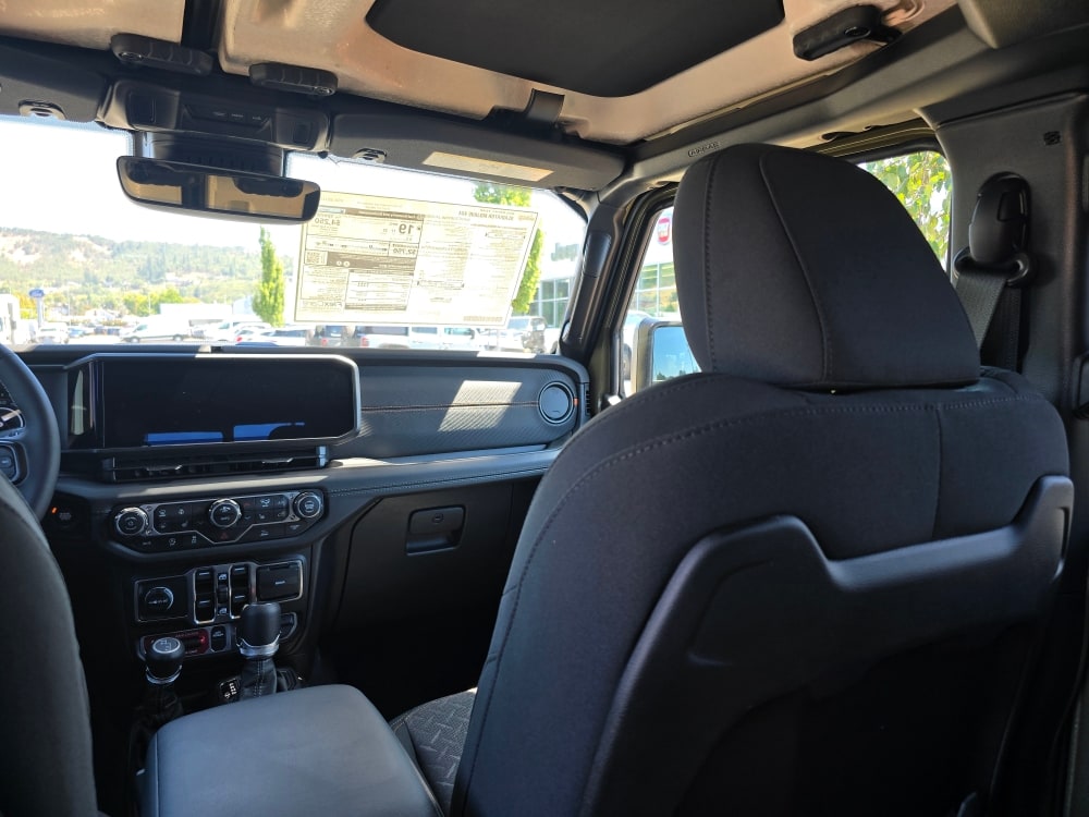 Thumbnail: 2025 Jeep Gladiator - 9