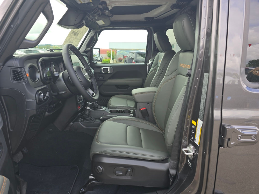 Thumbnail: 2026 Jeep Gladiator - 8