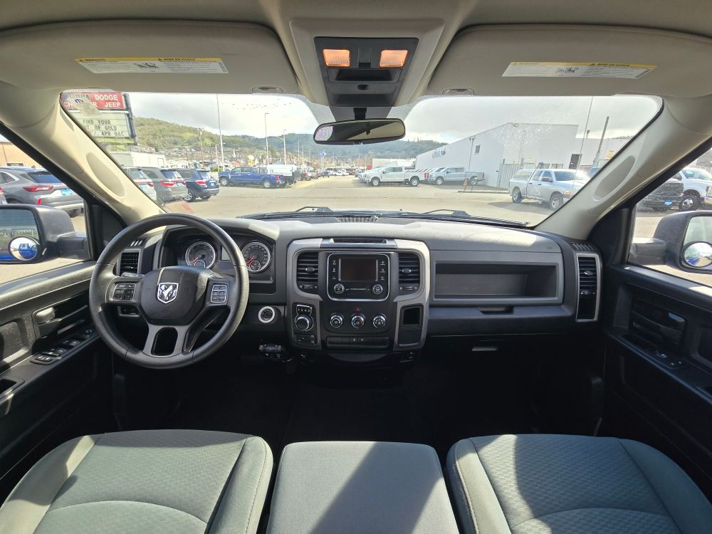 Thumbnail: 2019 RAM 1500 - 13