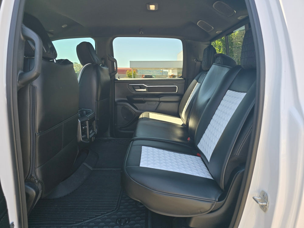 Thumbnail: 2025 RAM 1500 - 10
