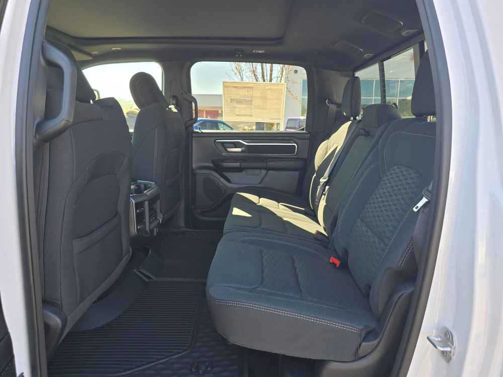 Thumbnail: 2026 RAM 1500 - 10