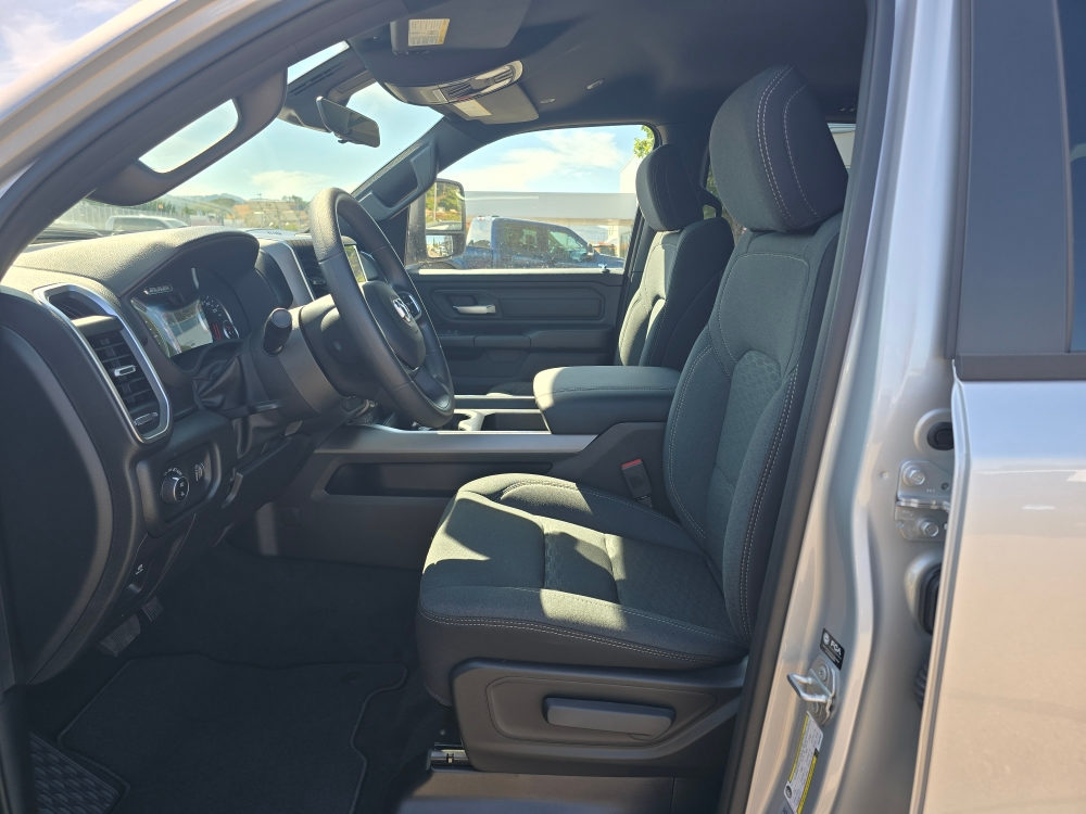 Thumbnail: 2026 RAM 1500 - 9