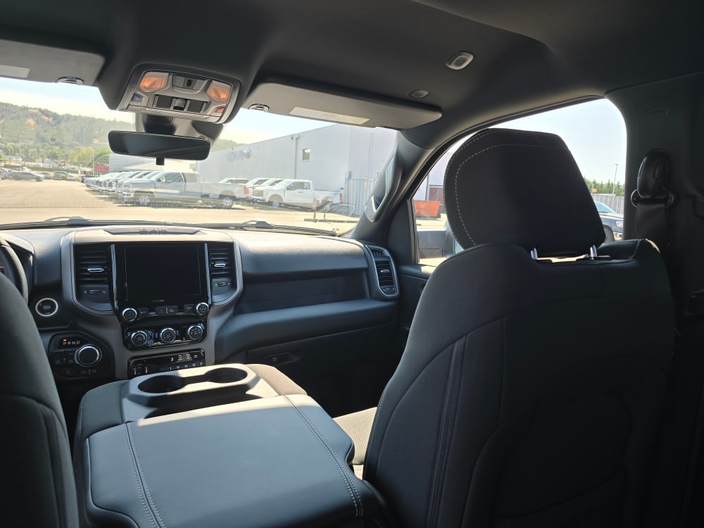 Thumbnail: 2026 RAM 1500 - 20