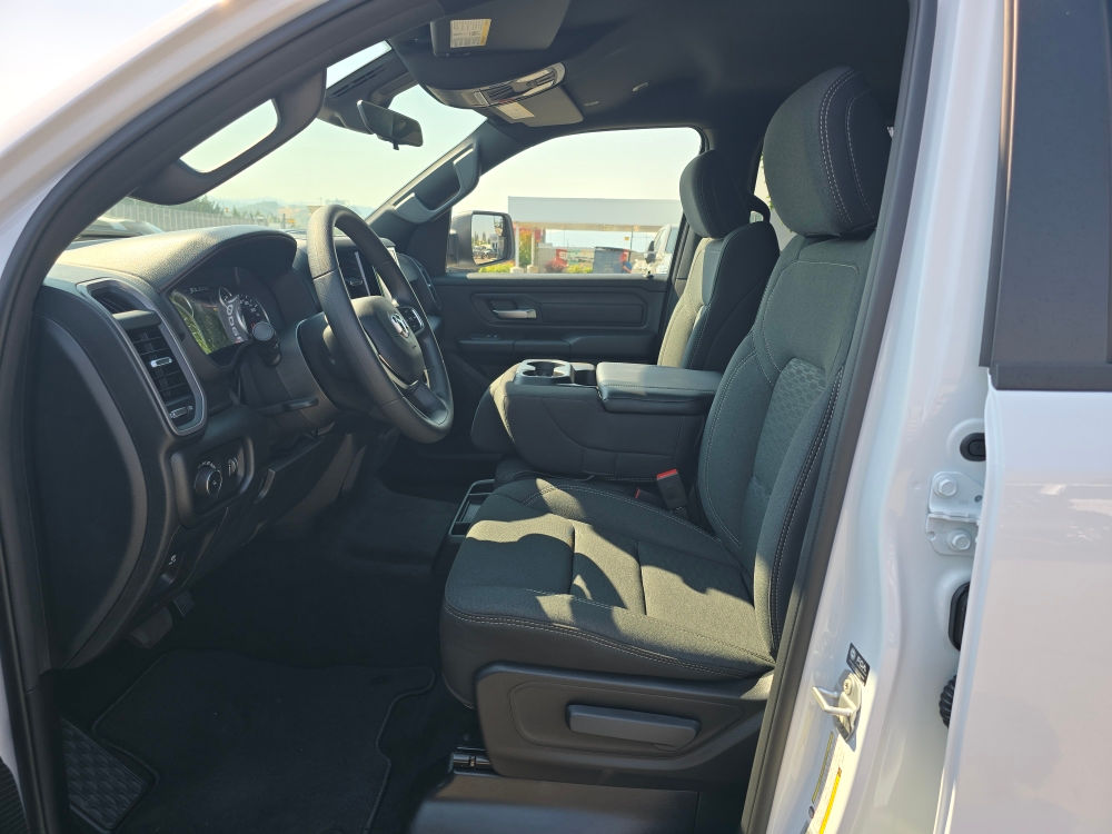 Thumbnail: 2026 RAM 1500 - 8