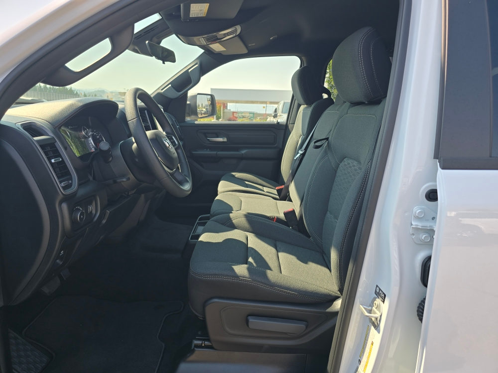 Thumbnail: 2026 RAM 1500 - 9