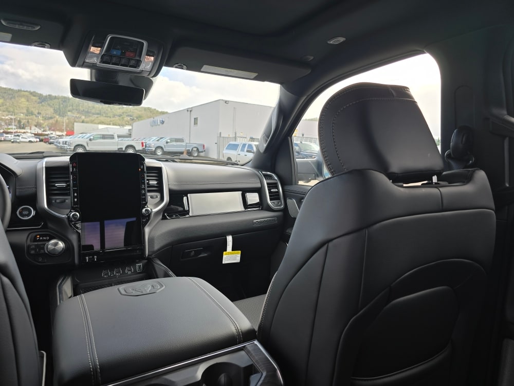 Thumbnail: 2026 RAM 1500 - 18