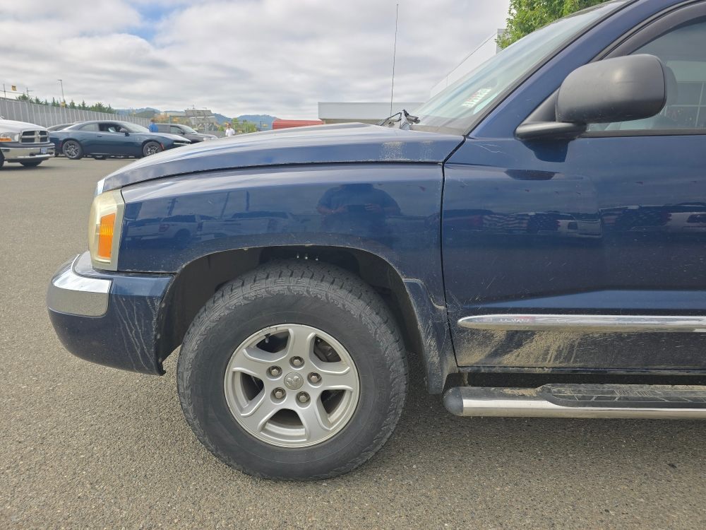 Thumbnail: 2005 Dodge Dakota - 13