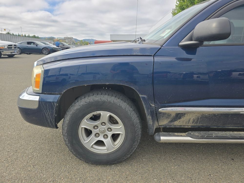 Thumbnail: 2005 Dodge Dakota - 20