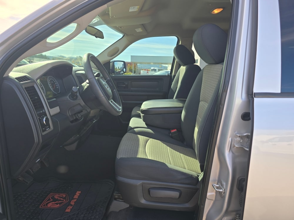 Thumbnail: 2011 RAM 1500 - 10