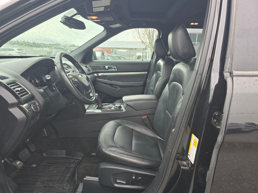 Thumbnail: 2018 Ford Explorer - 8