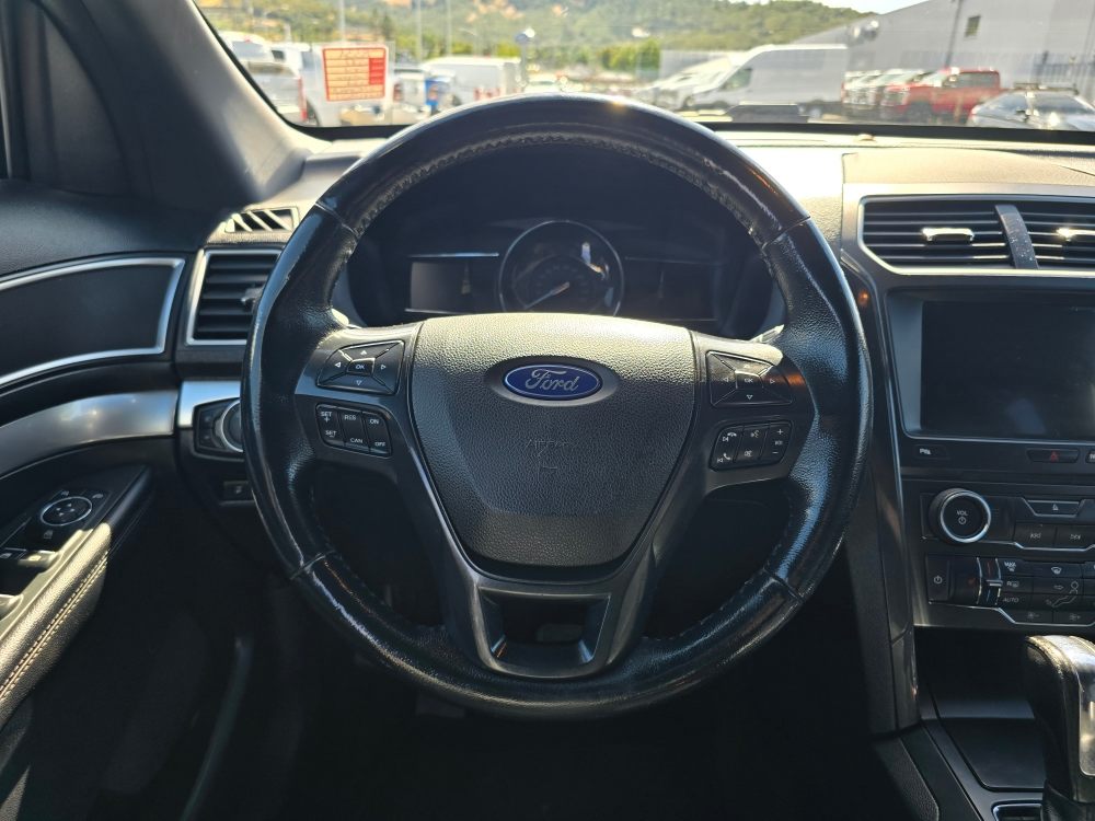 Thumbnail: 2017 Ford Explorer - 7
