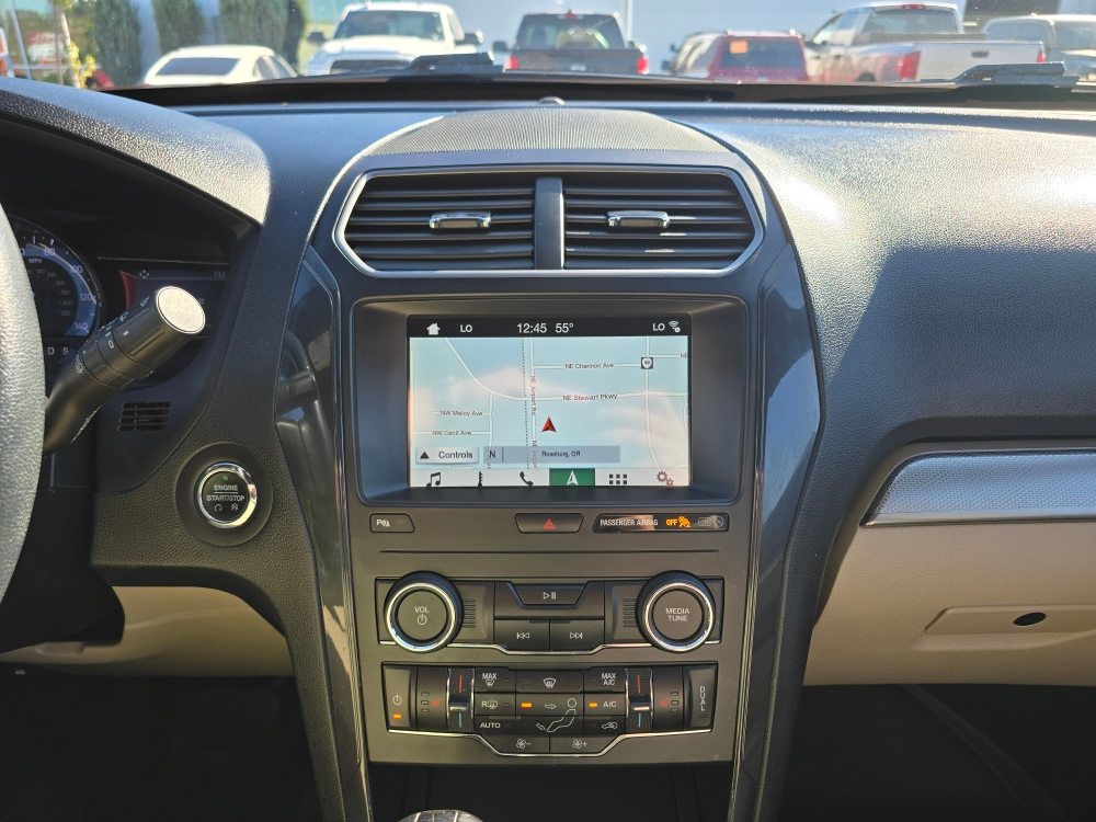 Thumbnail: 2019 Ford Explorer - 12