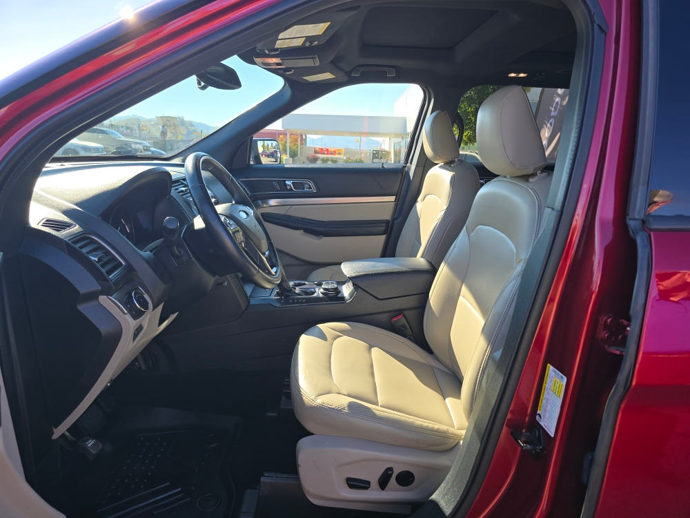 Thumbnail: 2019 Ford Explorer - 8