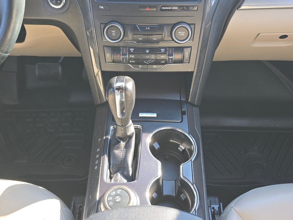 Thumbnail: 2019 Ford Explorer - 13