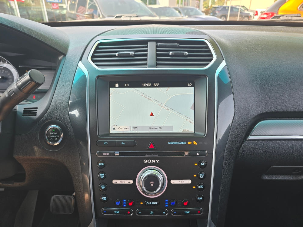 Thumbnail: 2017 Ford Explorer - 12