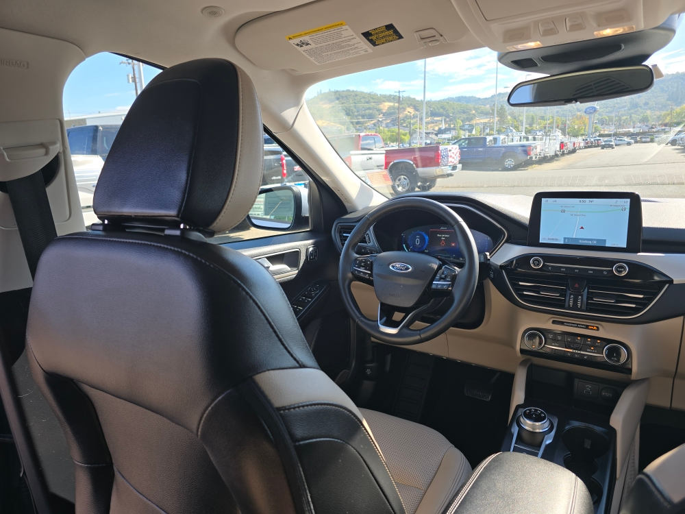 Thumbnail: 2022 Ford Escape - 2