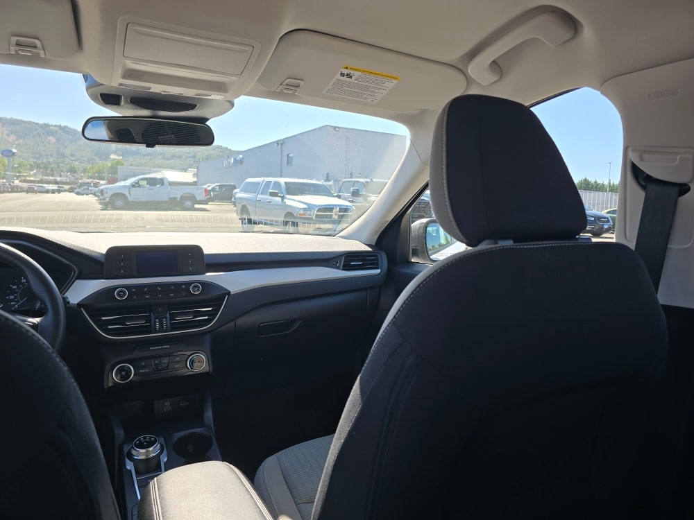 Thumbnail: 2022 Ford Escape - 11