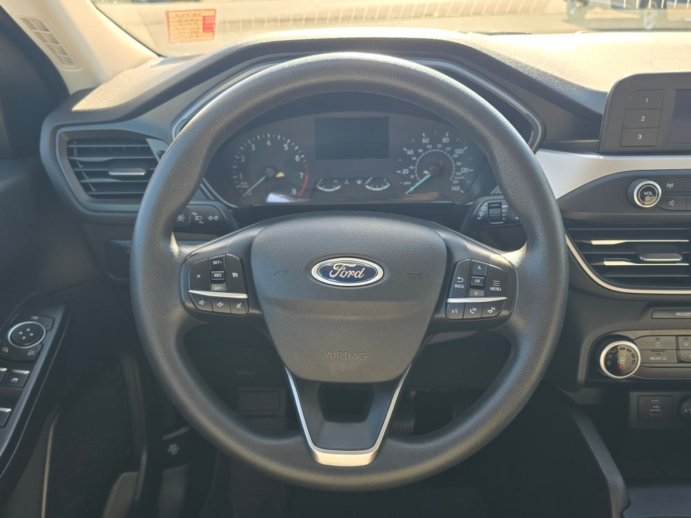 Thumbnail: 2022 Ford Escape - 8