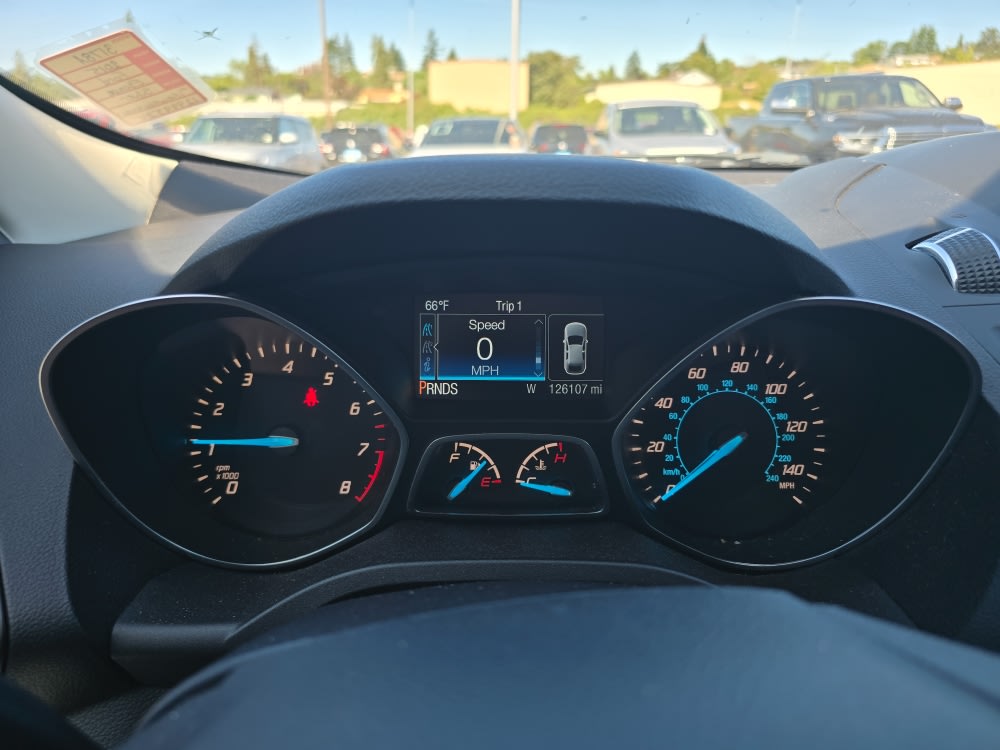 Thumbnail: 2015 Ford Escape - 5