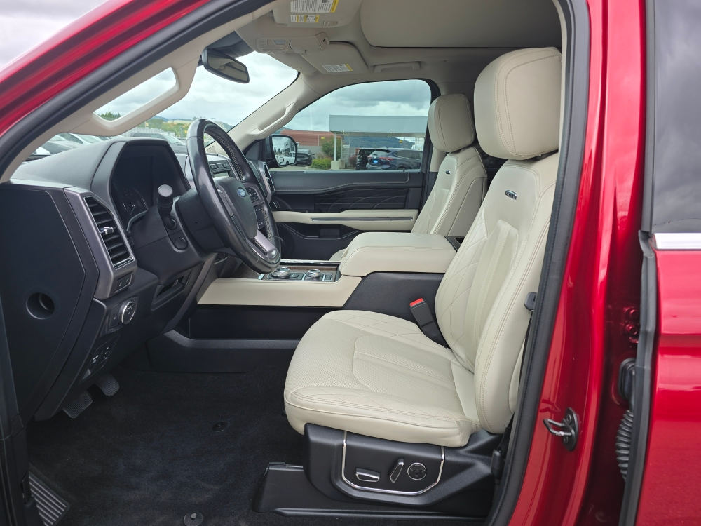 Thumbnail: 2019 Ford Expedition - 8