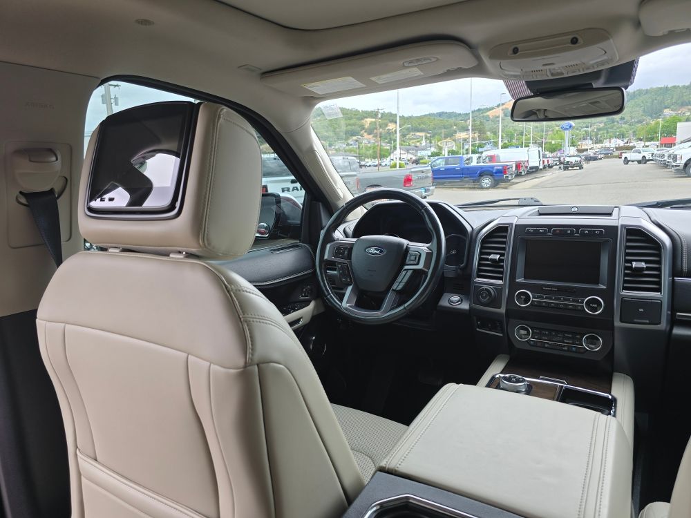 Thumbnail: 2019 Ford Expedition - 9