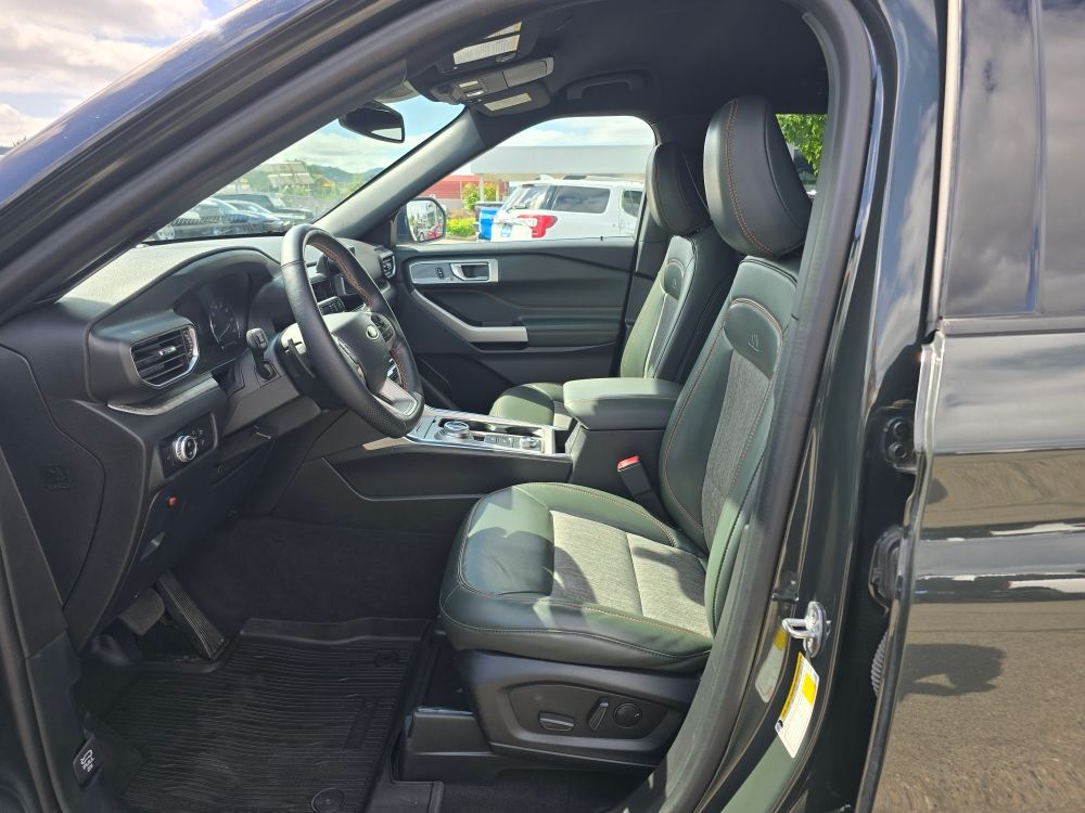 Thumbnail: 2023 Ford Explorer - 8