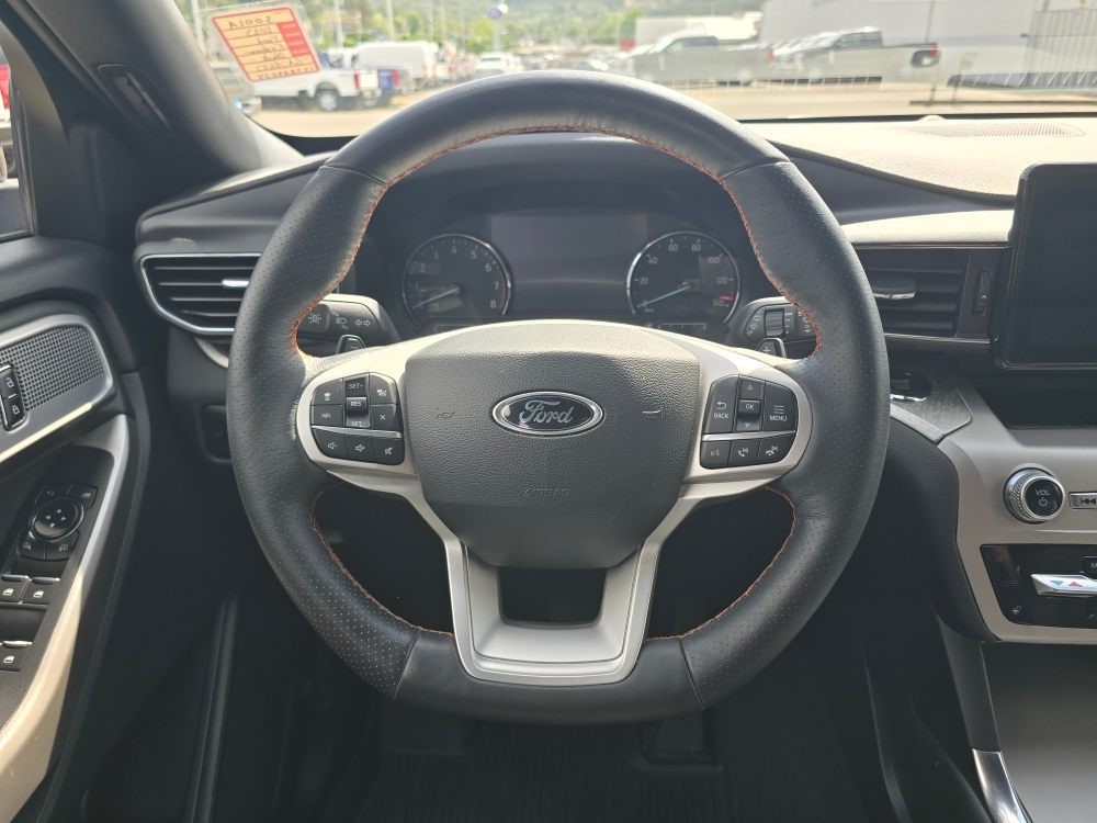 Thumbnail: 2023 Ford Explorer - 7