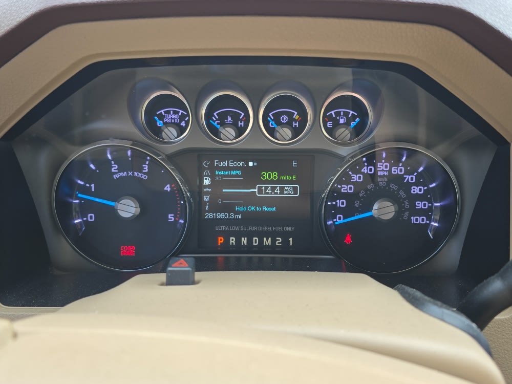 Thumbnail: 2011 Ford F-250 - 21