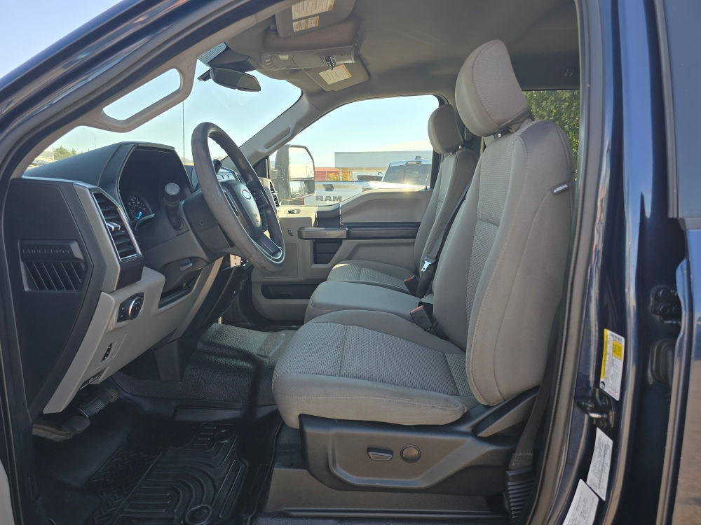 Thumbnail: 2020 Ford F-350 - 9
