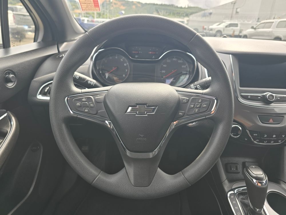 Thumbnail: 2019 Chevrolet Cruze - 7