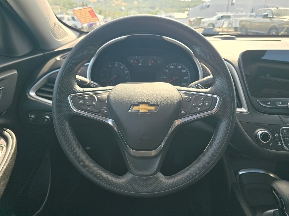 Thumbnail: 2024 Chevrolet Malibu - 7