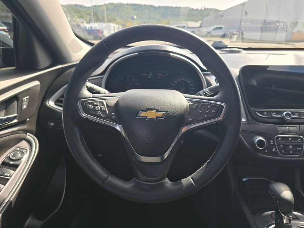 Thumbnail: 2024 Chevrolet Malibu - 8