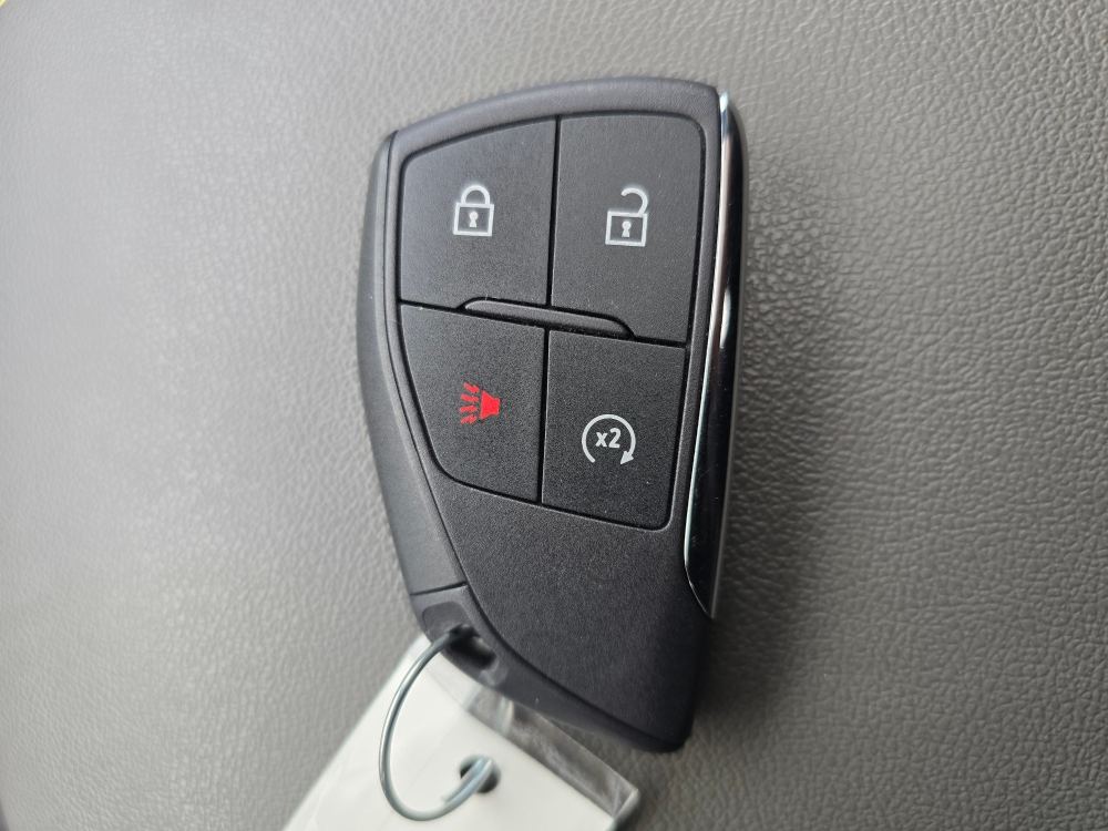 Thumbnail: 2024 Chevrolet Colorado - 15