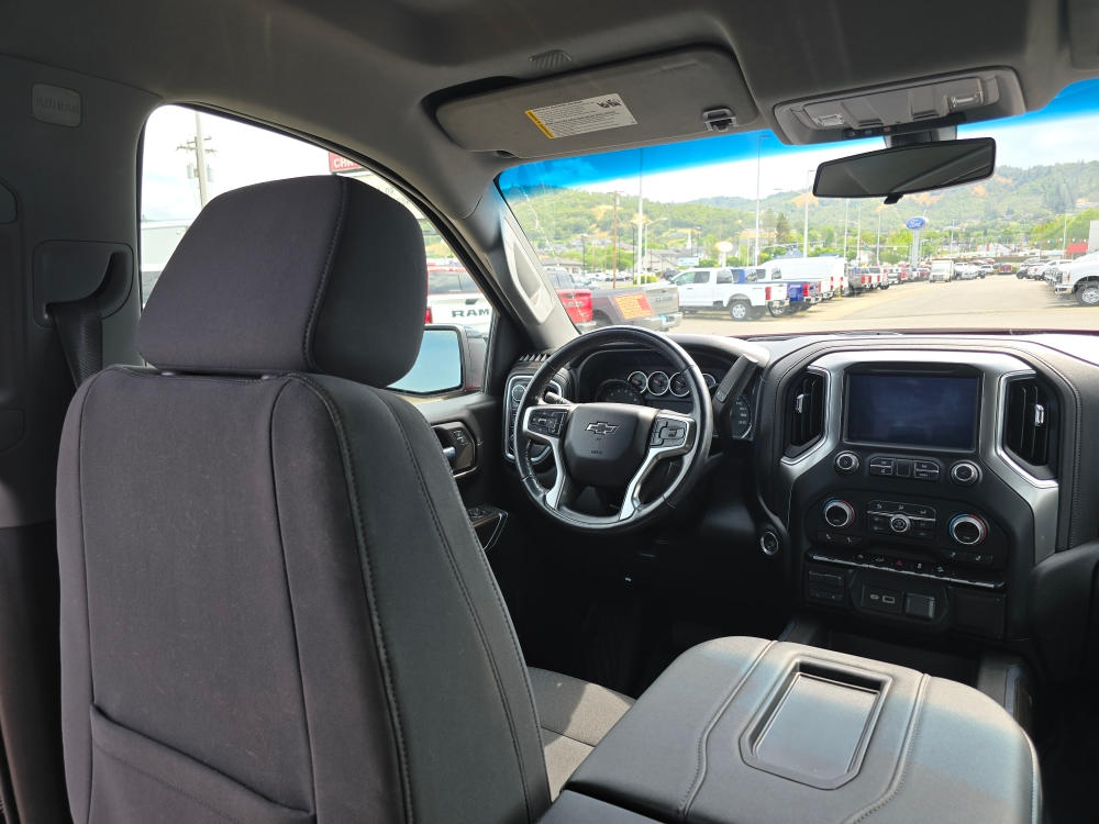 Thumbnail: 2021 Chevrolet Silverado 1500 - 2