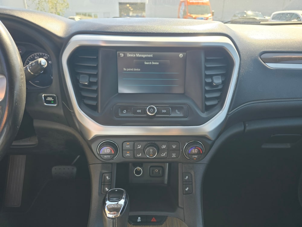 Thumbnail: 2017 GMC Acadia - 11