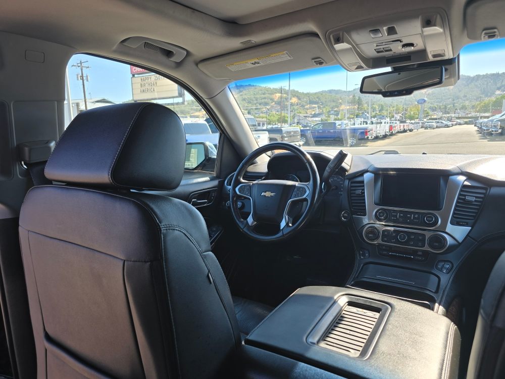 Thumbnail: 2017 Chevrolet Suburban - 2