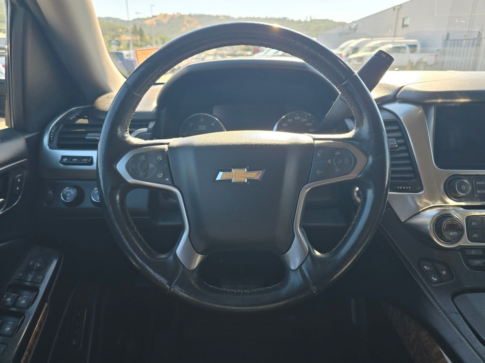 Thumbnail: 2017 Chevrolet Suburban - 8